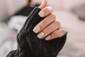 Fashion nails